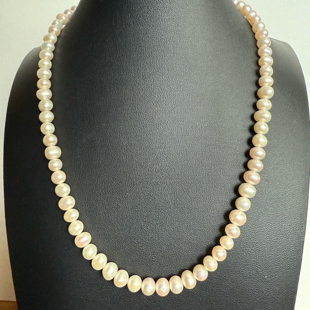 Freshwater 18” Pearl Necklace